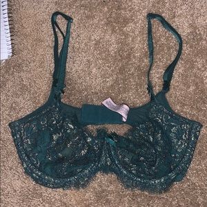 Victoria secret push-up bra